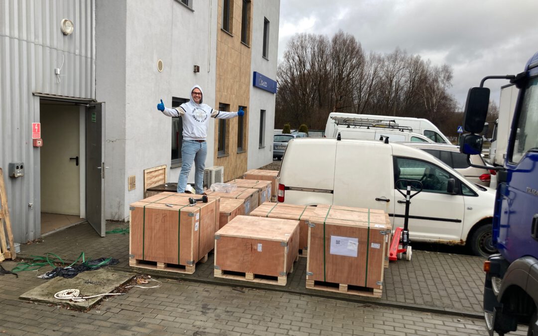 Delivery of a new goods metallographic devices